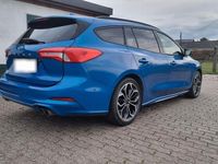 Gebraucht Ford Focus ST-Line 182 PS (133 kW) 2020 Blau Kombi