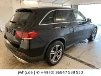 Gebraucht Mercedes GLC220 AMG 194 PS (142 kW) 2021 Schwarz/baltic black (metallic) SUV