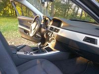 Gebraucht BMW 316 116 PS (85 kW) 2011 Schwarz Kombi