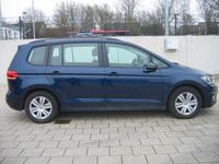 Gebraucht VW Touran Comfortline 110 PS (80 kW) 2016 Blau Van / Kleinbus