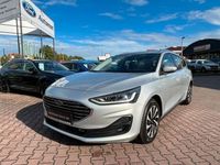 Używany Ford Focus Titanium 125 KM (91 kW) 2023 Srebrny Kombi