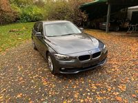 Gebraucht BMW 320 Comfort Edition 190 PS (139 kW) 2016 Grau Kombi