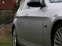 Gebraucht BMW 325 218 PS (160 kW) 2005 Silber Limousine