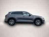 Gebraucht VW Touareg Elegance 286 PS (210 kW) 2022 Manufacturer SUV