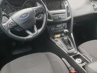 Gebraucht Ford Focus Titanium 125 PS (91 kW) 2015 Schwarz Limousine