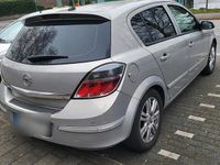 Gebraucht Opel Astra 105 PS (77 kW) 2008 Grau Kleinwagen