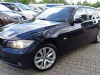 Gebraucht BMW 318 143 PS (105 kW) 2007 Blau Kombi