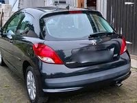 Gebraucht Peugeot 207 120 PS (88 kW) 2008 Schwarz Kleinwagen