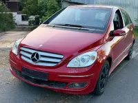 Gebraucht Mercedes B200 108 PS (79 kW) 2006 Rot Van / Kleinbus