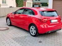 Gebraucht Mercedes A180 122 PS (89 kW) 2016 Rot Kleinwagen