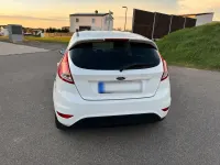 Gebraucht Ford Fiesta SYNC Edition 65 PS (47 kW) 2013 Weiß Kleinwagen