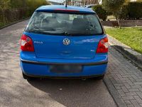 Gebraucht VW Polo 70 PS (51 kW) 2002 Blau Kleinwagen