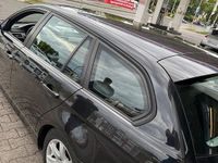 Gebraucht BMW 320 170 PS (125 kW) 2008 Schwarz Limousine