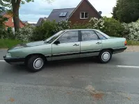 Gebraucht Audi 100 87 PS (63 kW) 1986 Grün Limousine