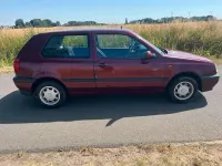 Gebraucht VW Golf III 90 PS (66 kW) 1992 Rot Kleinwagen