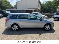 Gebraucht Opel Astra Edition 140 PS (102 kW) 2007 Silber Limousine