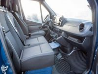 Gebraucht Mercedes Sprinter 150 PS (110 kW) 2024 Blau / stahlblau Van