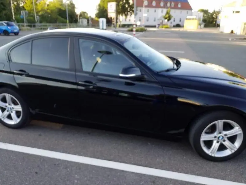 Brugt BMW 320 184 HK (135 kW) 2013 Sort Sedan