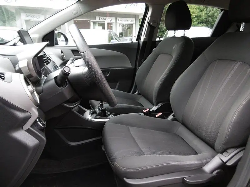 Occasion Chevrolet Aveo LT 86 ch (63 kW) 2011 Noir Citadine