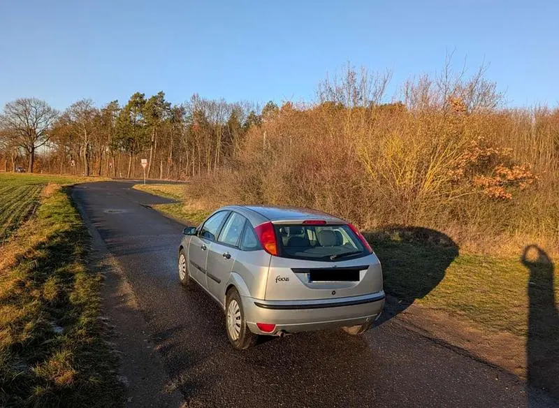 Używany Ford Focus Viva 116 KM (85 kW) 2004 Sedan/Limuzyna