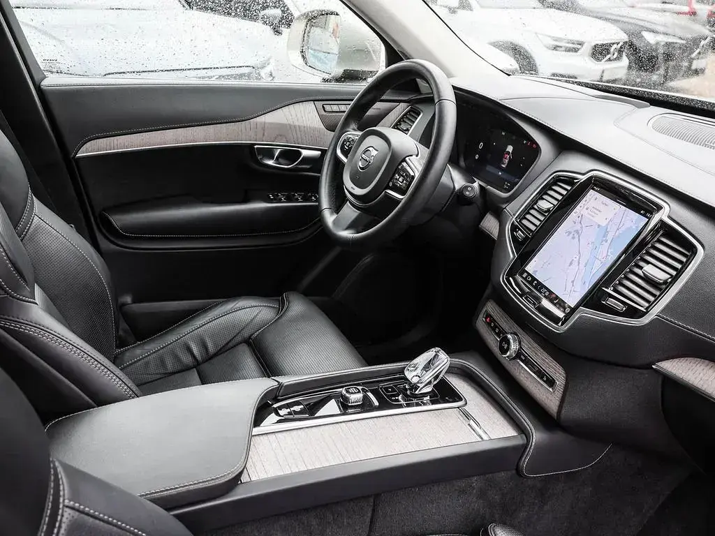 Gebraucht Volvo XC90 Ultimate 310 PS (228 kW) 2023 Braun SUV