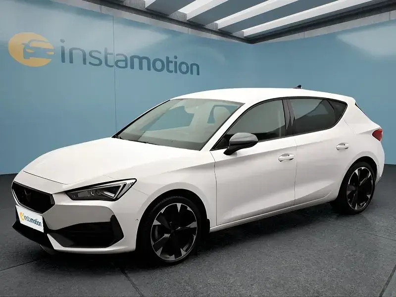 Używany Cupra Leon 150 KM (110 kW) 2023 Biały Hatchback