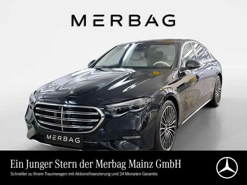 Second-hand Mercedes E300 Premium 197 CP (144 kW) 2024 Negru Berlinǎ