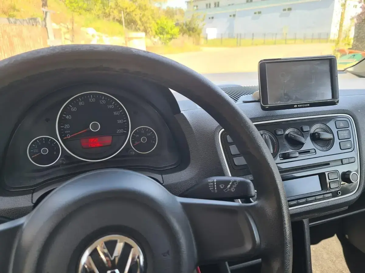Gebraucht VW up! 60 PS (44 kW) 2012 Weiß Kleinwagen