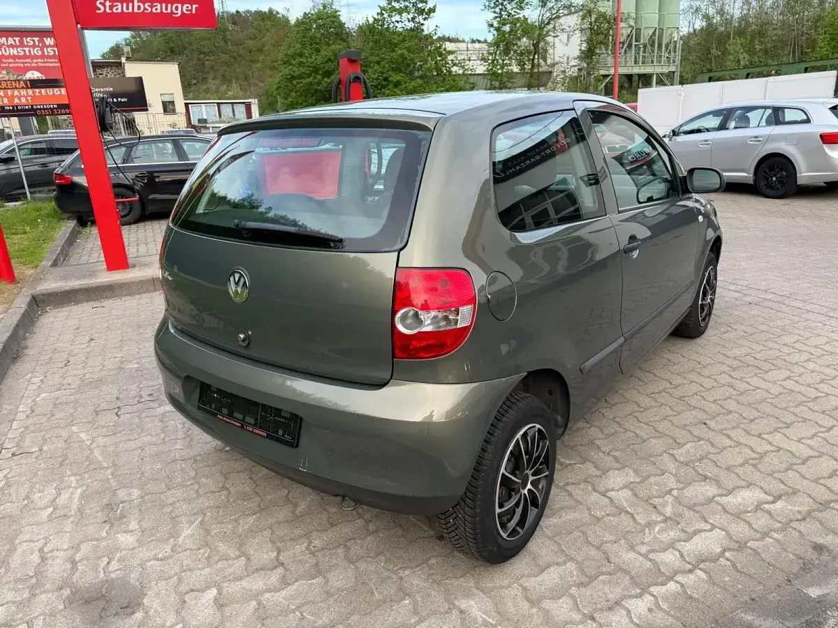 Gebraucht VW Fox 55 PS (40 kW) 2006 Grün Kleinwagen
