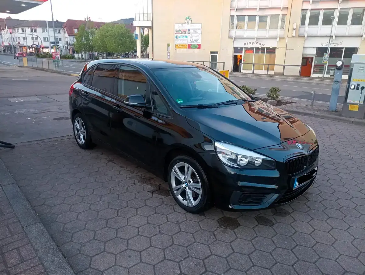 Używany BMW 220 192 KM (141 kW) 2015 Czarny Kombi