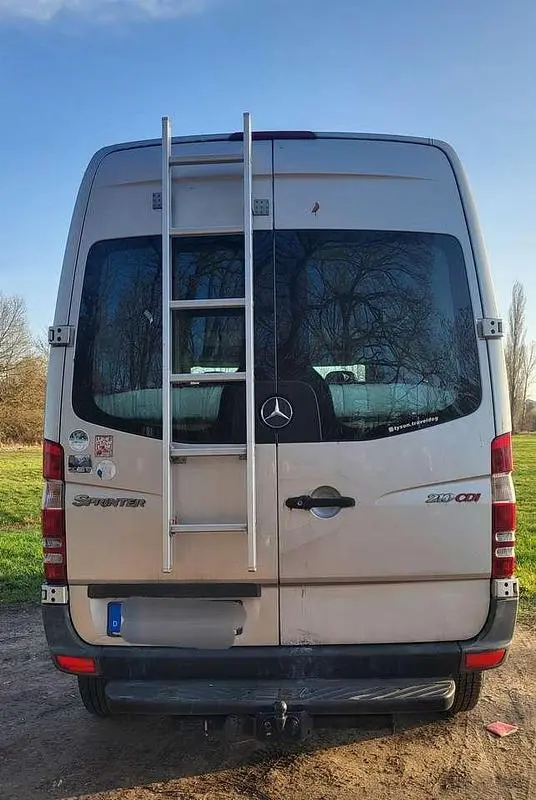 Używany Mercedes Sprinter 95 KM (69 kW) 2009 Szary Van