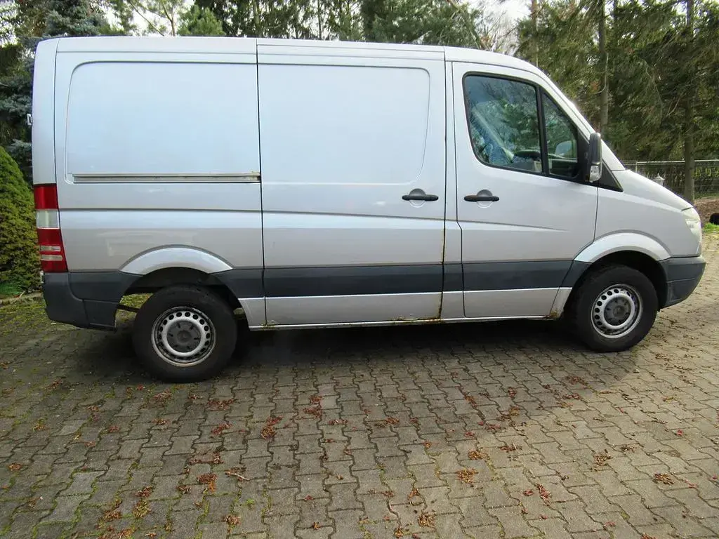 Używany Mercedes Sprinter 129 KM (94 kW) 2008 Srebrny Van