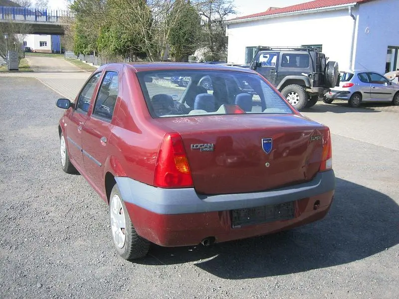 Occasion Dacia Logan 75 ch (55 kW) 2006 Berline