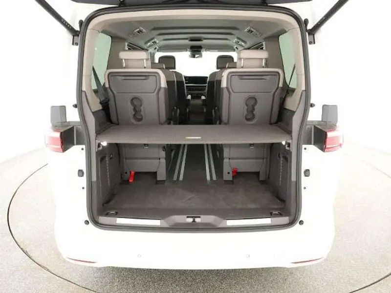 Begagnad VW Multivan Style 204 HK (150 kW) 2024 Vit Minibuss