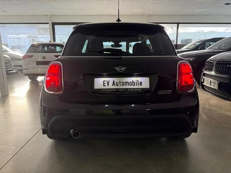 Gebraucht Mini Cooper Essential 136 PS (100 kW) 2023 Schwarz Kleinwagen