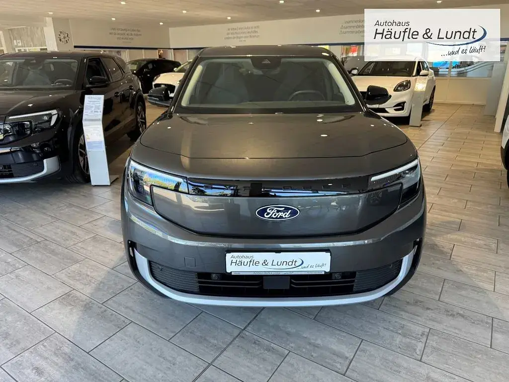 Neu Ford Explorer 125 kW (170 PS) 2026 Magneticgrau (metallic) SUV