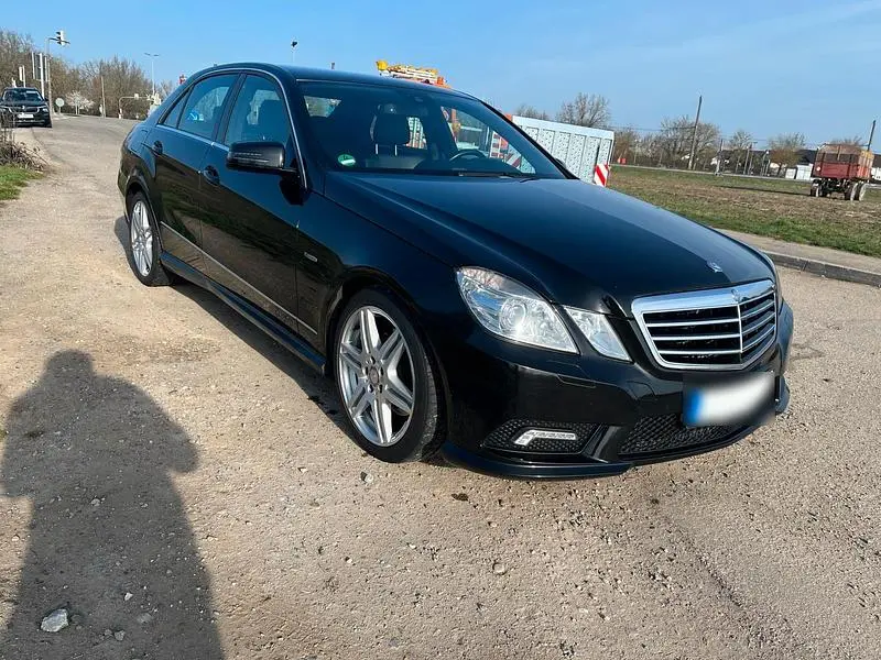 Usata Mercedes E250 AMG 204 CV (150 kW) 2011 Nero Berlina