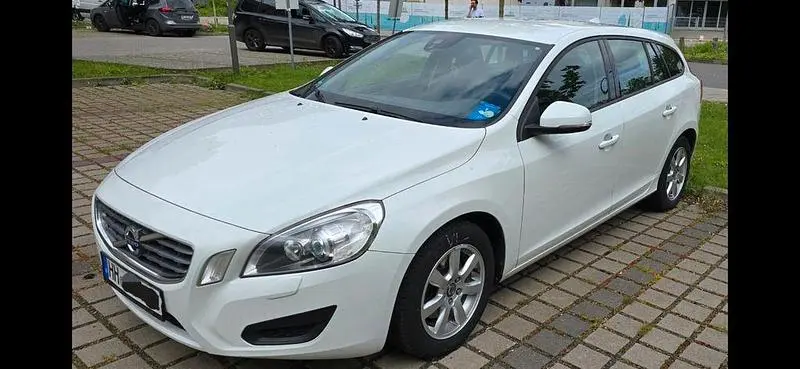Brugt Volvo V60 163 HK (119 kW) 2011 Hvid Stationcar