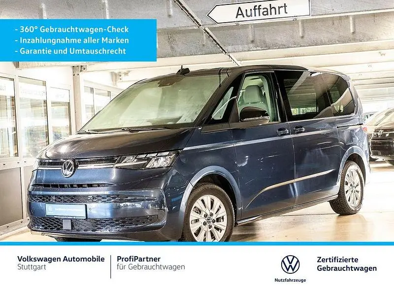 Begagnad VW Multivan Life 150 HK (110 kW) 2025 Blå Minibuss