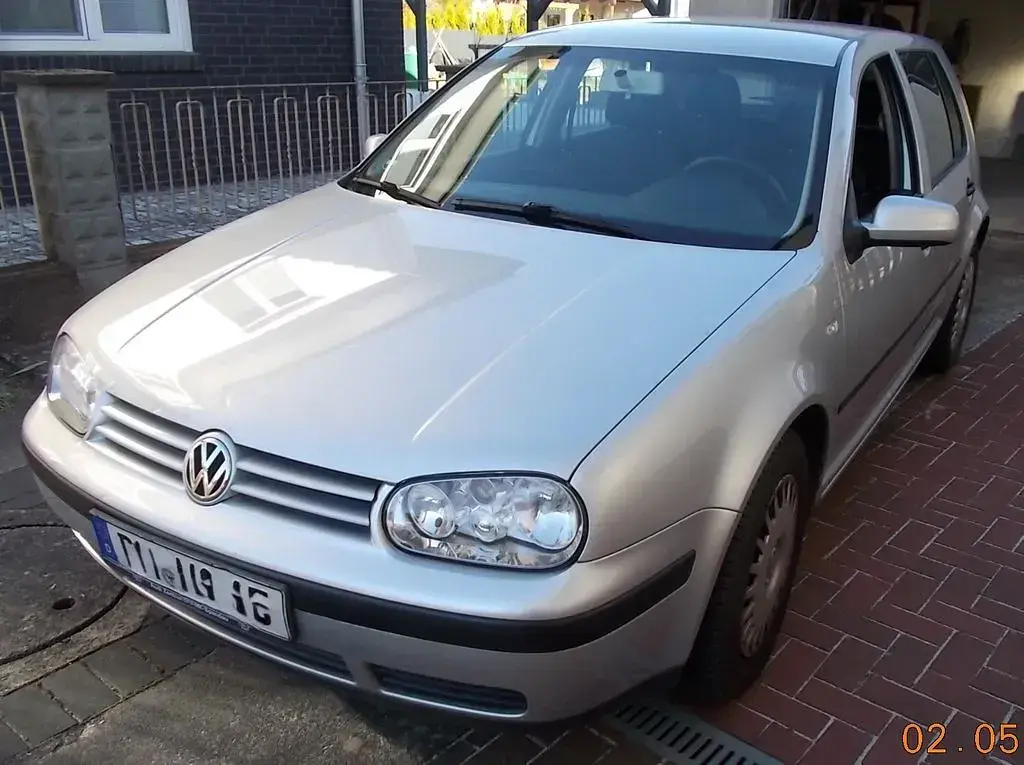 Gebraucht VW Golf IV 75 PS (55 kW) 2002 Silber Limousine