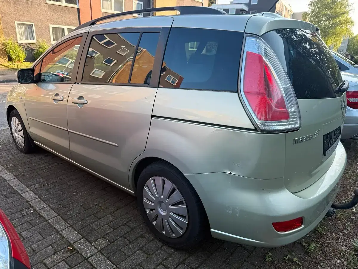 Gebraucht Mazda 5 140 PS (102 kW) 2008 Gold Van / Kleinbus