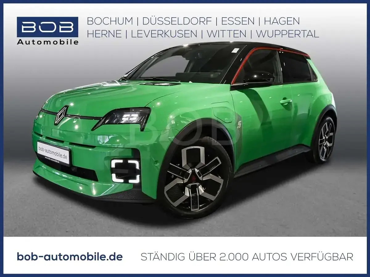 Brugt Renault 5 E-Tech Komfort 110 kW (150 HK) 2025 Grøn Sedan