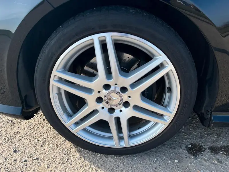 Usata Mercedes E250 AMG 204 CV (150 kW) 2011 Nero Berlina