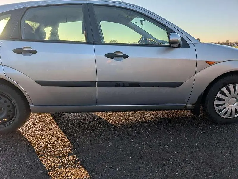 Używany Ford Focus Viva 116 KM (85 kW) 2004 Sedan/Limuzyna