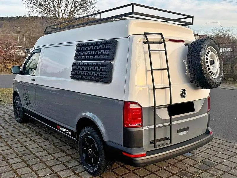Używany VW Transporter 150 KM (110 kW) 2018 Biały Van