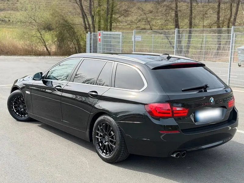 Brugt BMW 525 204 HK (150 kW) 2011 Sort Stationcar