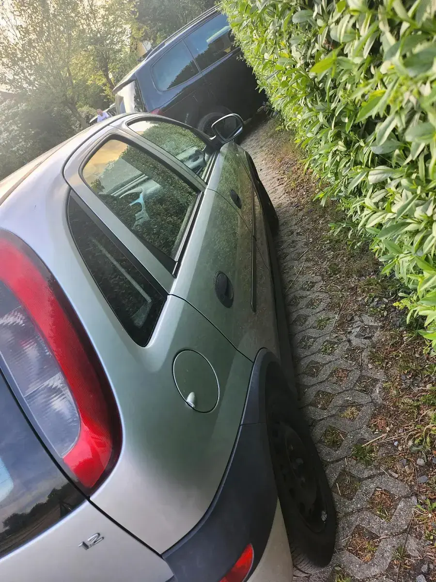 Gebraucht Opel Corsa 75 PS (55 kW) 2003 Grau Kleinwagen