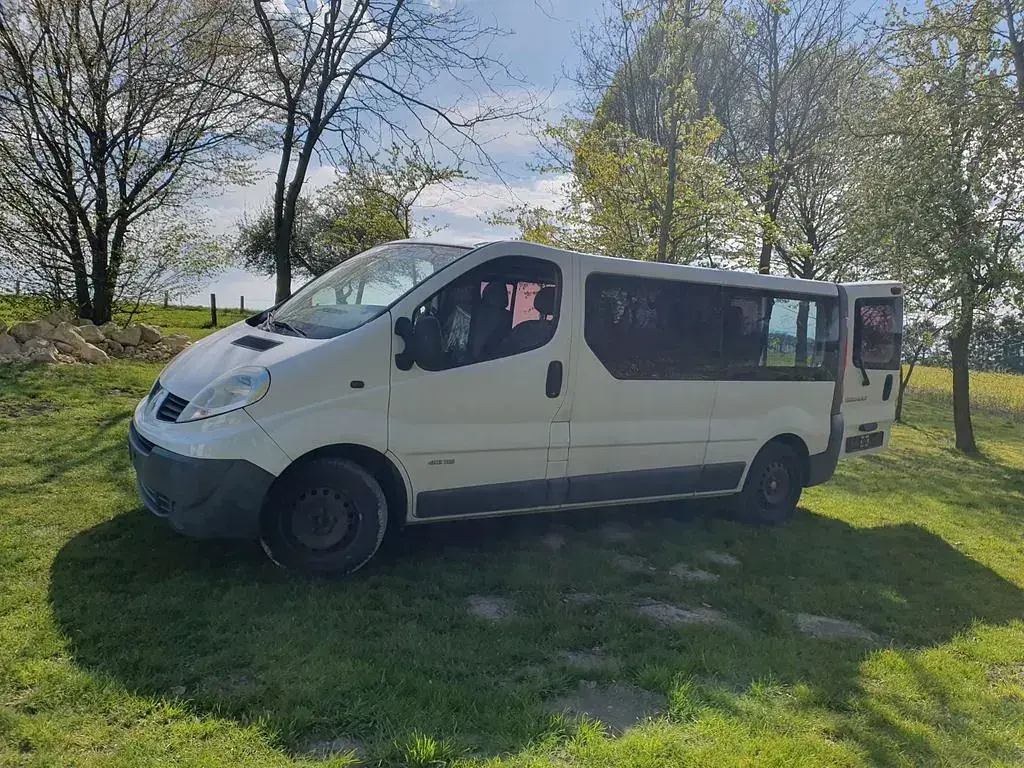 Gebraucht Renault Trafic 116 PS (85 kW) 2007 Weiß Van / Kleinbus