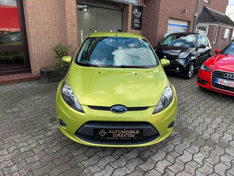 Usata Ford Fiesta 82 CV (60 kW) 2009 Andere farben Utilitaria