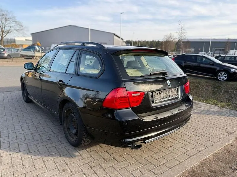 Brugt BMW 320 170 HK (125 kW) 2008 Sort Stationcar